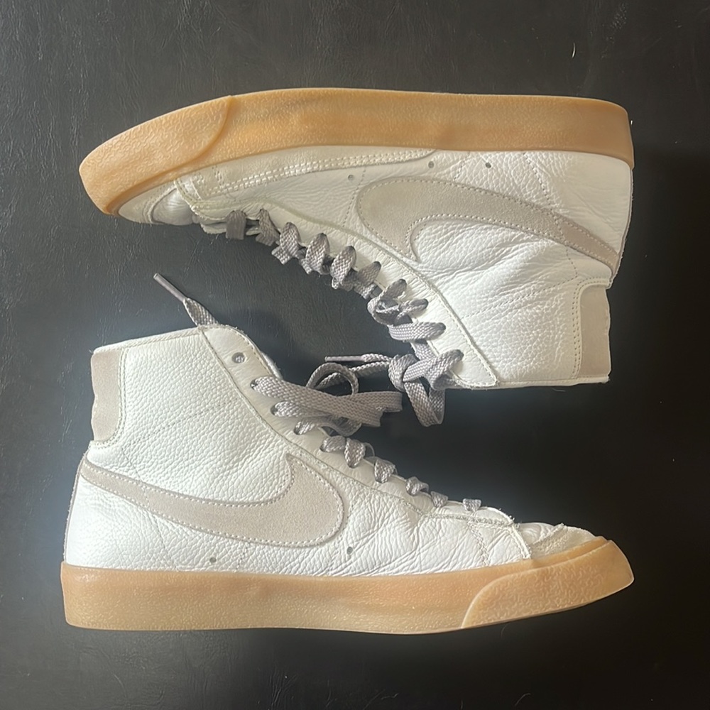 Nike dunks - Picture 2 of 3